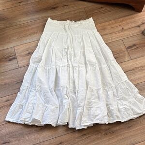 Eyeshadow White A-Line Skirt